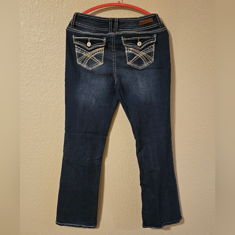 Wallflower Blue Jeans